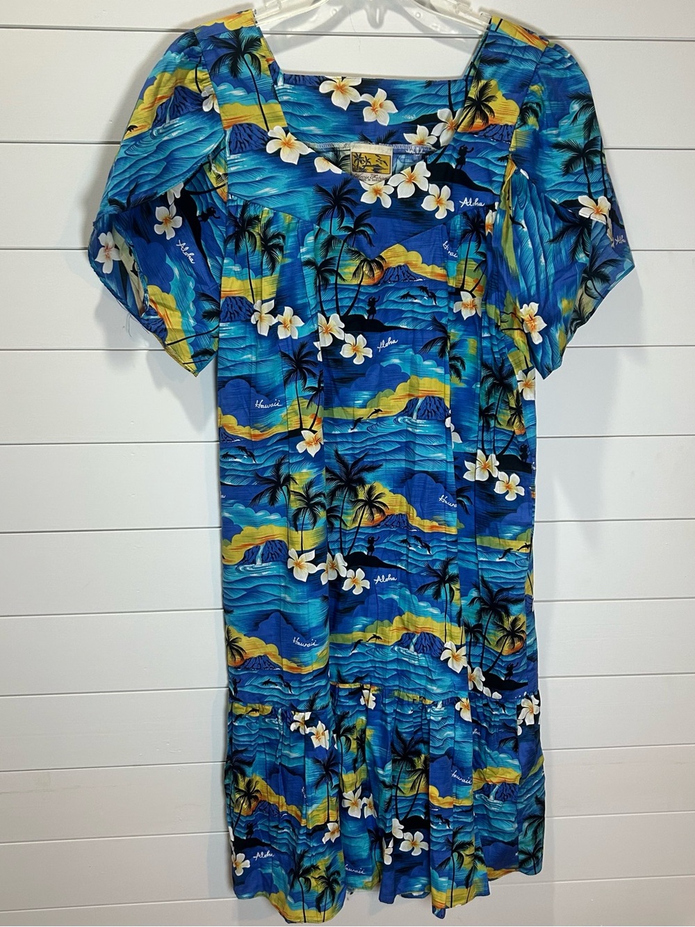 VTG Hawaiian House Dress Winnie Fashion Large Mumu fashion Tropical Floral Luau